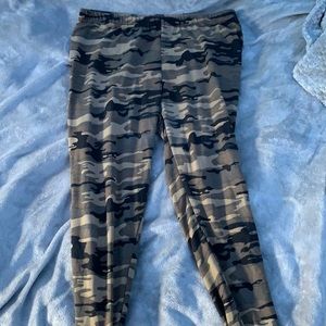 camouflage leggings